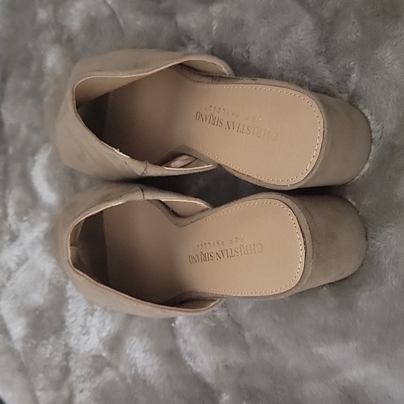 Christian Siriano women's mules, with block heel, taupe size 7.5. - Picture 4 of 4